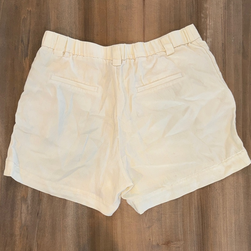 Cream High Waisted Shorts A New Day Neutral Casual Summer Basic Shorts Women - Picture 3 of 4